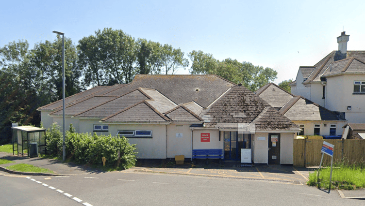 South Hams Minor Injury Unit in Kingsbridge closed due to gas outage.