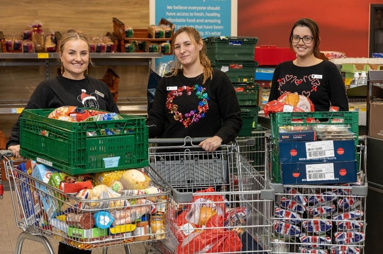 Aldi Christmas food donations