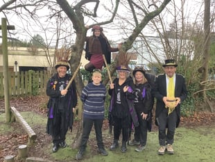 Stoke Gabriel Wassail: Lanterns and cider