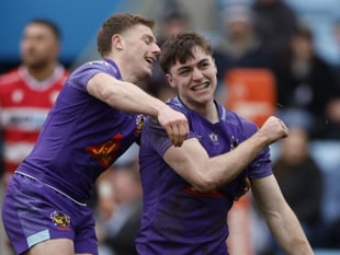 Ridl’s treble fires Exeter Chiefs to brink of the knockouts