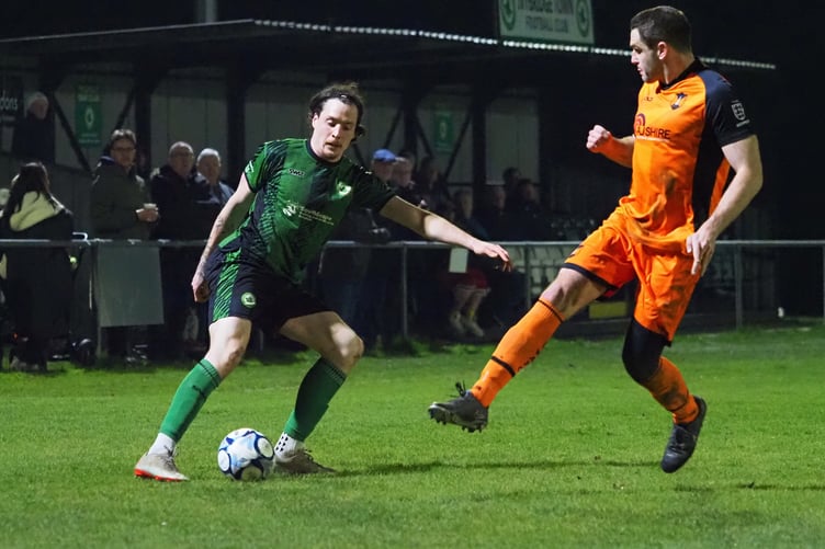 Ivybridge Town action vs Wellington
