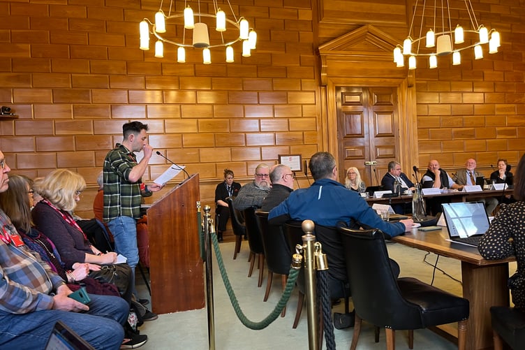 Resident Will Duffin addresses the cabinet meeting at County Hall. Picture: LRDS