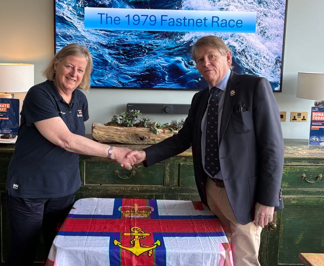 Fastnet race tragedy survivor shares story in Dartmouth