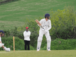 Kingsbridge hand out a thumping