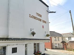 Pub's application for longer hours and outdoor bar gets mixed reaction