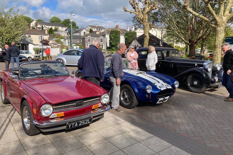 Enthusiasts gather for the Quay Side Classics