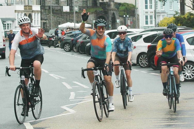 Group of cyclists happy to have completed the challenge ride (Photo: Doris O'Keefe)